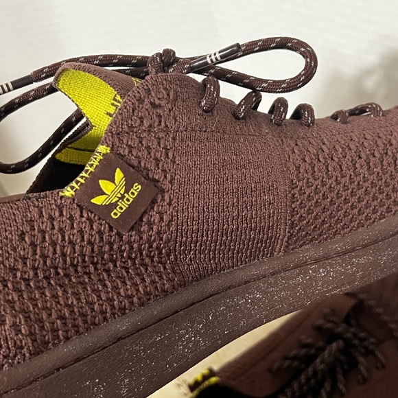 Like New Adidas Men Humanrave Shoes Sz 10 - Picture 7 of 7